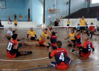 Uji Kemampuan Atlit, Team Volduk NPCI Tiga Kabupaten Lakukan Pertandingan Persahabatan di Indramayu 