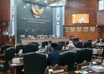3 Pansus DPRD Indramayu Laporkan Hasil Kerja Pembahasan Raperda Prioritas