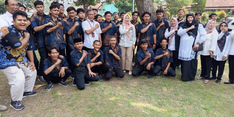 Dinsos Jabar Lepas 27 Anak Telah Melewati Bimbingan Mental, Fisik dan Ketrampilan