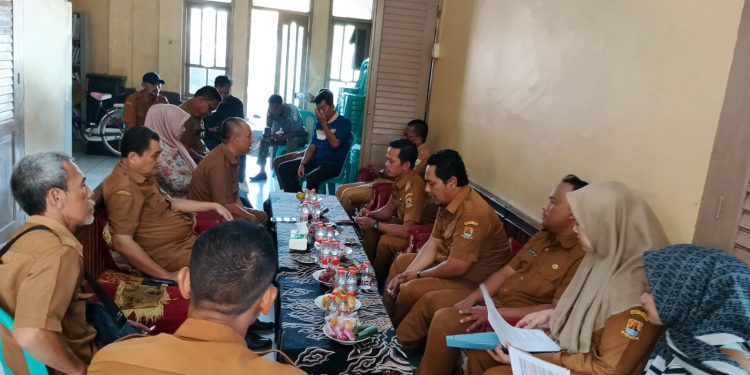 Kecamatan Pabedilan Monev di Balai Desa Tersana