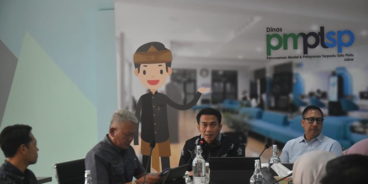 Wakil Bupati Cirebon Temui DPMPTSP Jabar Bahas Percepatan Izin PLTB Pertama di Jawa