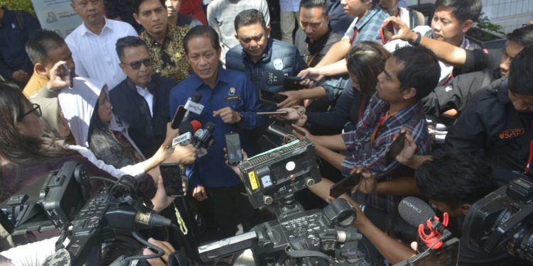Pastikan Kesiapan Produksi BBM Rendah Sulfur, Menteri LH Tinjau Kilang Balongan