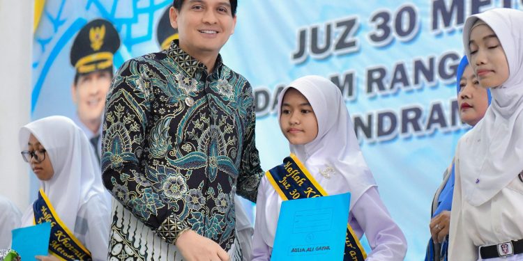 Bupati Indramayu Apresiasi 500 Siswa Penghafal Al-Qur’an Juz 30 Melalui Metode Kauny
