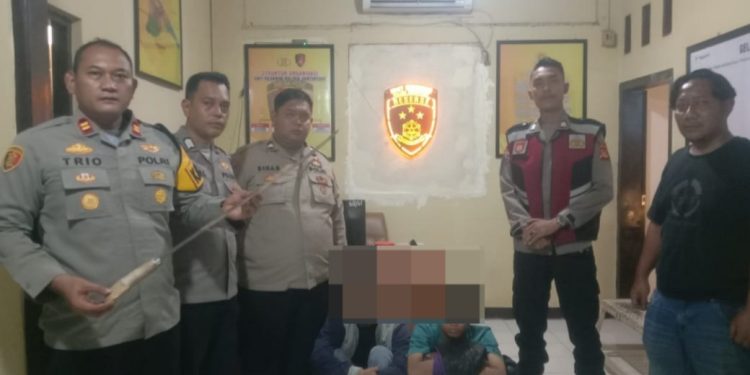Polisi Indramayu Bekuk Dua Begal Motor Bawa Pedang Panjang