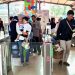 Naik Kereta di Cirebon Kini Lebih Praktis! Wajah Jadi Tiket Masuk Stasiun