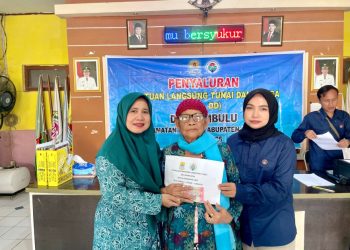 BLT DD Ambulu 2025 Tak Hanya Ditunggu, Bantuan Juga Dihantarkan