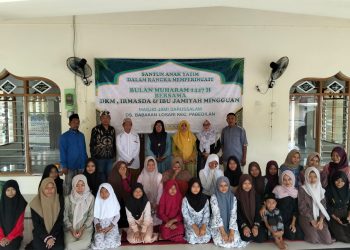 DKM Masjid Alfalah Desa Pabedilan Kaler Peringati 10 muharam 1447 H Dengan Bagikan Santunan Kepada Anak Yatim