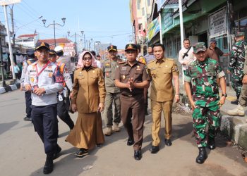 Setelah Penertiban Trusmi, Pemkab Cirebon Gratiskan Lapak untuk Pedagang dan Siapkan Lokasi Baru: “Bukan Digusur, Tapi Ditata