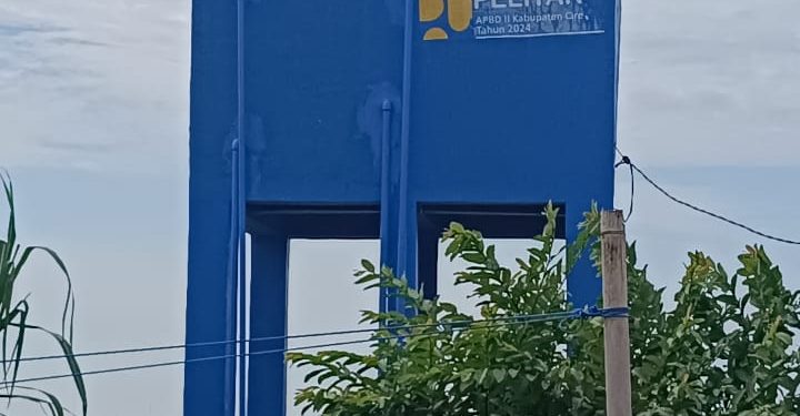 Tukang Sumur Bor Pada Pelaksanaan Pekerjaan Penataan Kawasan Kumuh Kawasan Desa Sarabau Tahun 2024 Diduga Belum Dibayar