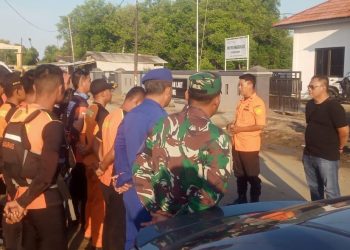 Tim SAR Gabungan di Indramayu Terus Cari Nelayan asal Brebes Jatuh ke Laut