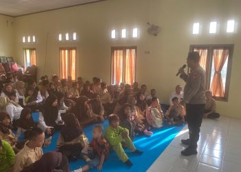 Polres Indramayu Berikan Materi Saat MPLS di Sekolah Anak Berkebutuhan Khusus
