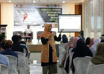 Anggota Komisi lX DPR RI Sosialisasi Komunikasi Informasi dan Edukasi di Indramayu 
