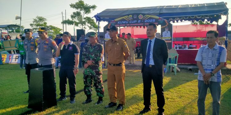 Turnamen Sepakbola Kuwu Cup II Desa Sende Disambut Antusias Warga dan Tim Serta Pencinta Sepakbola 