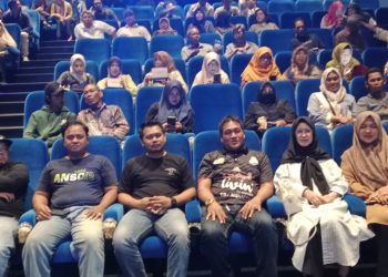 Nobar Film Gak Nyangka, Ratnawati: Jangan Pernah Menyerah dan Terus Berusaha