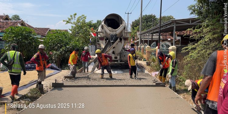 Betonisasi jalan Desa Jayamulya Kroya , Dorong geliat perekonomian warga