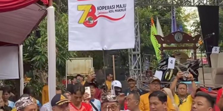 424 Koperasi Merah Putih Dideklarasikan di Cirebon: Tanda Kebangkitan Ekonomi Rakyat dari Desa!” 