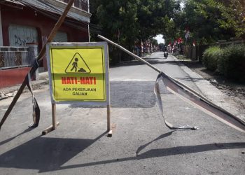 Jalan Desa Serang Wetan Rusak Kembali Kurang dari Sebulan Usai Diperbaiki