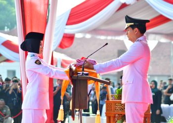 Gelar Peringatan HUT RI ke 80 ,  Bupati Indramayu Lucky Hakim Ajak Warga Terus Berkarya