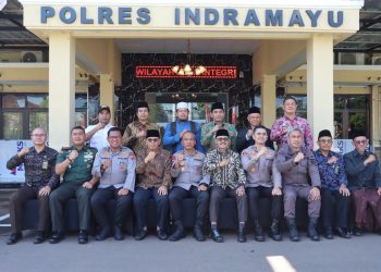 Kapolda Jabar Tinjau Gudang Ketahanan Pangan dan Resmikan SPPG