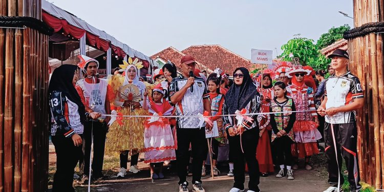 Ribuan Warga Meriahkan Karnaval Desa Cipeujeuh Kulon, Wujud Semangat Kebersamaan