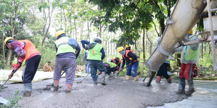 Pemkab Indramayu Realisasikan Janji Jalan Penghubung Jatimulya–Cikedung