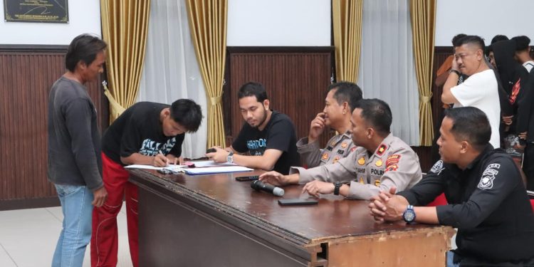 Puluhan Pelajar Asal Indramayu Dikembalikan ke Keluarganya
