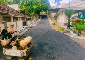 Alokasikan Dana Desa Tahap Dua, Pemdes Panambangan Gelar Peningkatan Jalan Lingkungan