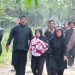 Acara Iplalan Adat Desa Rambatan Wetan, Mandi di Kali Cimanuk