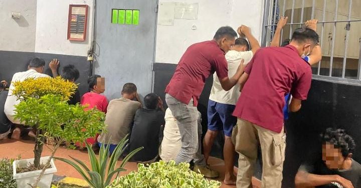 Razia Gabungan di Lapas Indramayu, Petugas Amankan Barang Terlarang