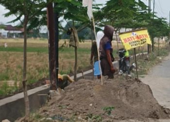 Warga Sende Soal Proyek Saluran Irigasi Yang Diduga Tidak Ada Keterbukaan Terhadap Publik