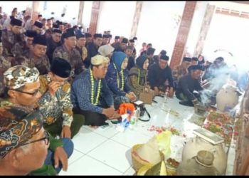 Ribuan Warga Padati Maqbaroh Buyut Syek Benting Bungko