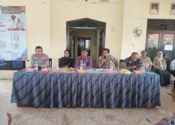 Kuwu Babakan Losari Lantik Faisal Ahmad Fatucha Jadi Kasi Pelayanan Umum 