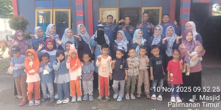 Damkar Sektor Palimanan Berikan Edukasi Pada Puluhan Siswa R.A AL-MA’RIFAH Kebon Kelapa