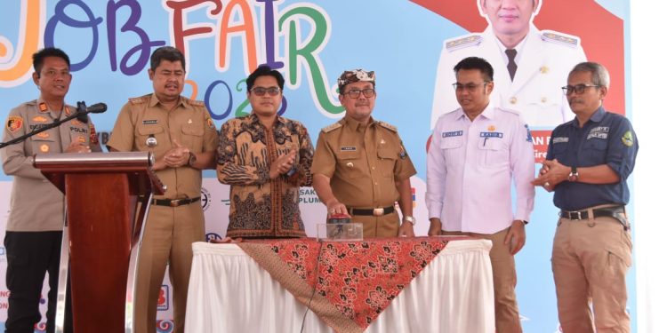 Pemkab Cirebon Gelar Job Fair, Bupati Imron: Upaya Tekan Pengangguran dan Buka Akses Kerja ke Jepang