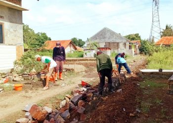 Aspirasi Warga, Pemdes Kaligawe Realisasikan Pembangunan Jalan Desa