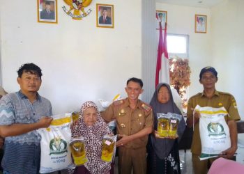 490 KPM Desa Arjawinangun Dapat Bantuan Pangan