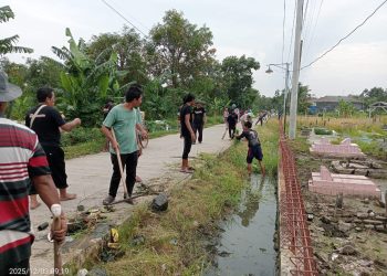 Kampanye Calon Kuwu Desa Rambatan Wetan, Warnita Sugandi Lakukan Doa Bersama dan Baksos di Area Pemakaman