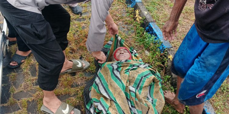 Dua Orang Petani Dilaporkan Tewas Akibat Disambar Petir