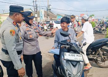 Jamin Keamanan Nataru 2025, Pos Pam Ops Lilin Lodaya Lemahabang Siap Siaga 24 Jam