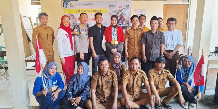 Kedatangan Dewi Laila Mubarokah, Peraih Dua Medali Emas SEA Games 2025 Thailand Disambut Antusias