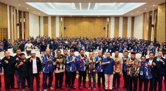 Perkuat Konsolidasi, LSM Laskar NKRI DPD Kabupaten Cirebon Hadiri Rakernas di Karawang