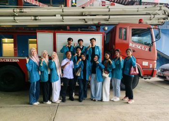 Damkar Cirebon Ikuti Zaman, Laporan Kebakaran Bisa Lewat DM dan TikTok