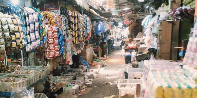 Sehari Jelang Puasa Ramadhan, Harga Pangan di Pasar Ciledug Relatif Stabil