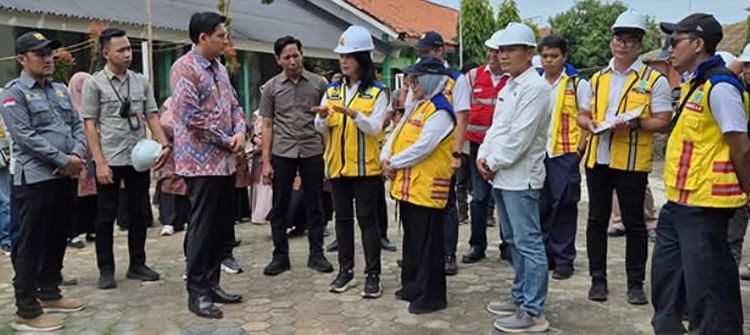 Program Inpres Jalan Daerah di Kabupaten Indramayu, Wamen PU Tinjau Ruas Jalan Lohbener – Jatibarang