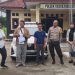 Terparkir di Pinggir Jalan, Mobil Tak Bertuan Gegerkan Warga 