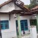 Akibat Angin Puting Beliung Beberapa Rumah Terkena Imbas 