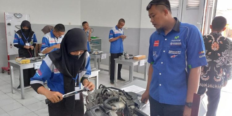 Telah Dibuka! SMK Bina Warga Lemahabang Gratis Pendaftaran dan Uang Gedung