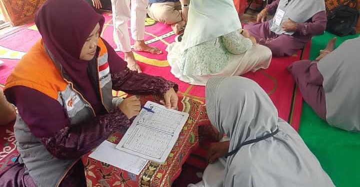 Rumah Zakat: Pesantren Ramadan Lansia Hadirkan Ngaji hingga Sedekah Sampah