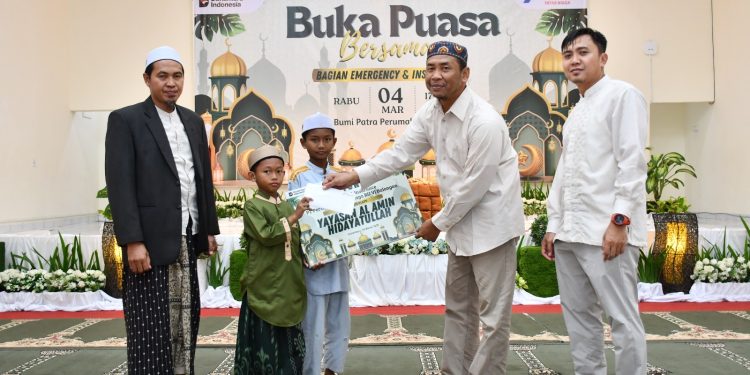 Senyum Anak Yatim Warnai Agenda Buka Puasa Bersama Fungsi Finance RU VI Balongan