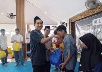 Implementasikan Nilai Pancawaluya, SMK Samudra Nusantara Astanajapura gelar Baksos Ramadhan 1447 H
